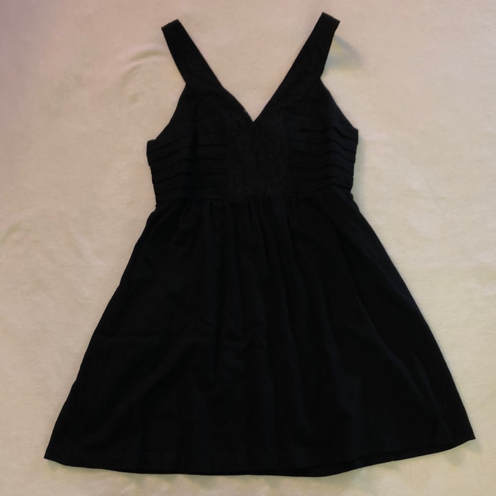 Staring at stars black party dress - size 6